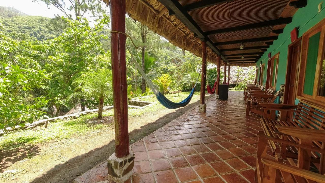 Hostal El Retiro *